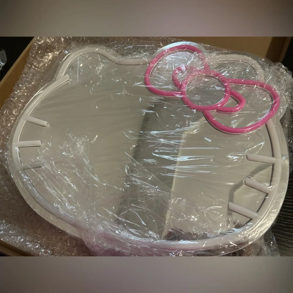 Hello Kitty Pink and White LED Light